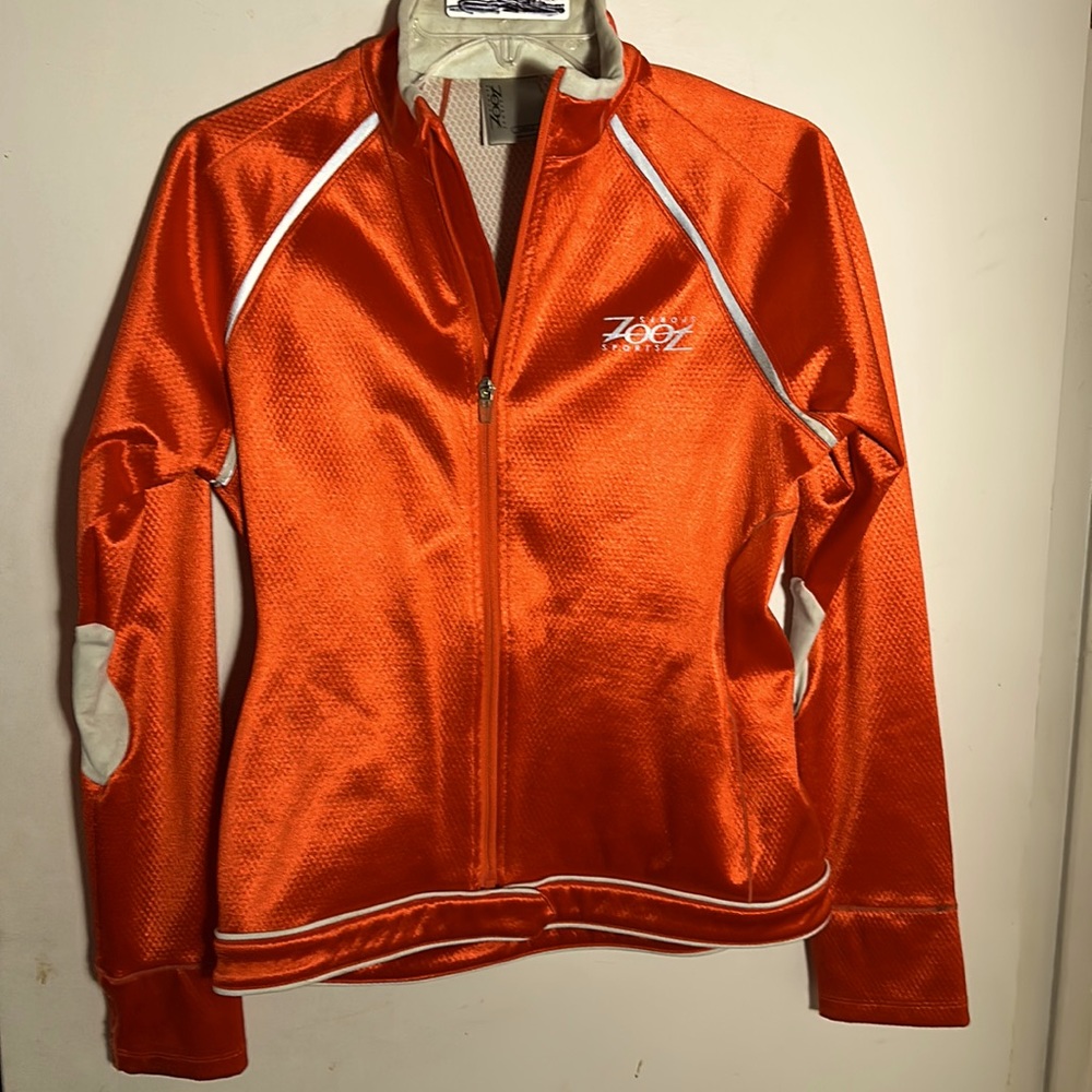 Women’s riding jacket for cycling. It's in great shape and 100% water proof.